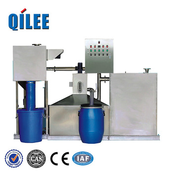 機(jī)械螺桿壓力機(jī)液體固體廢物分離器 機(jī)械螺桿壓力機(jī)液體固體廢物分離器